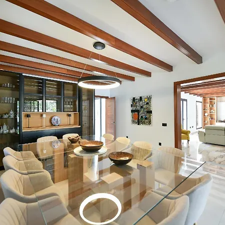 Villa Luxury With Sea View And Swimming Pool Up To 8 Persons Apv Paros Golden